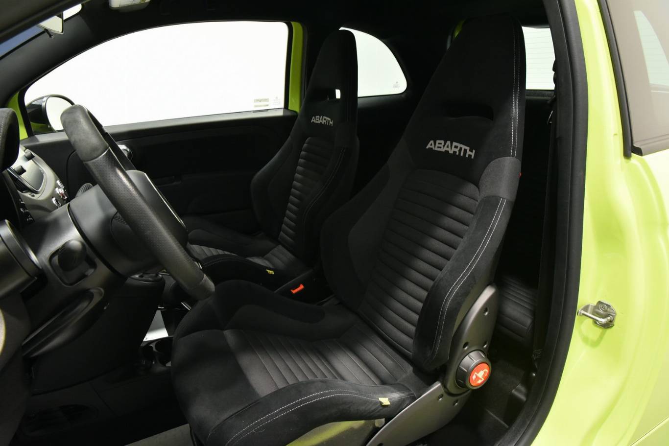 ABARTH 595 Competizione 4