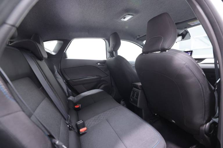 RENAULT Captur 44