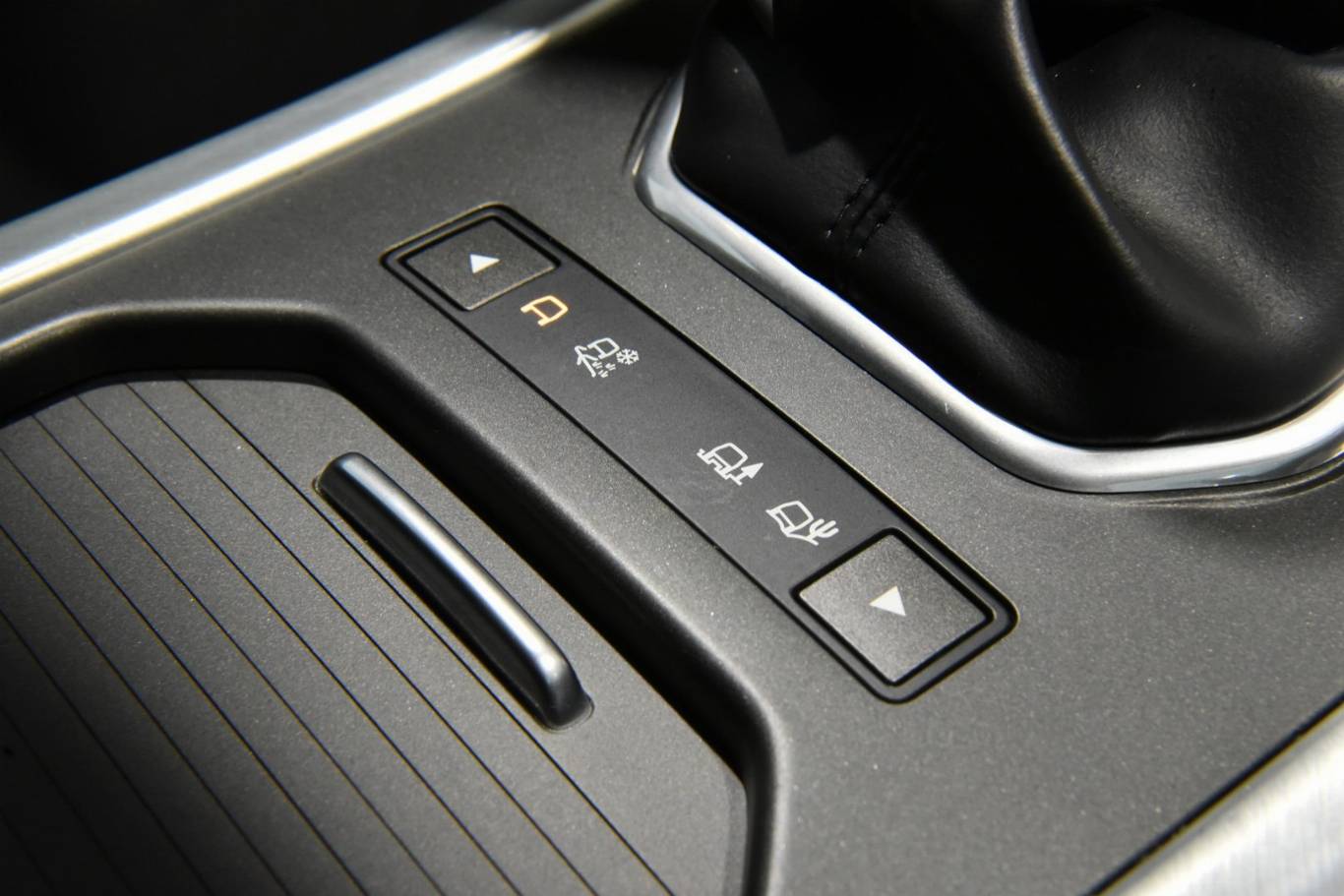 LAND ROVER Range Rover Evoque 50