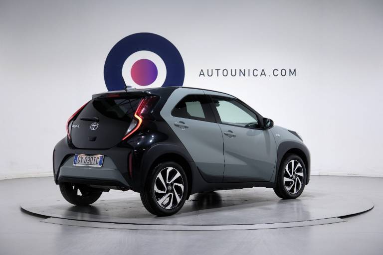 TOYOTA Aygo X 15