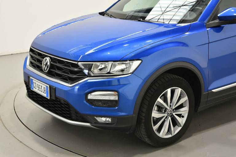 VOLKSWAGEN T-Roc 39