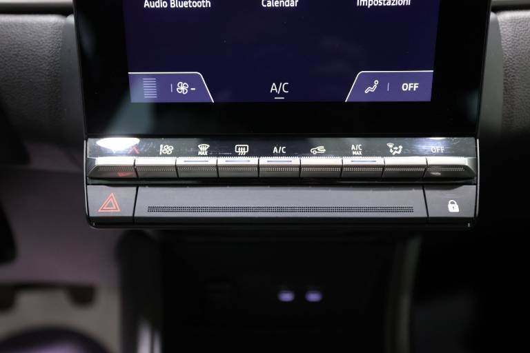RENAULT Captur 28