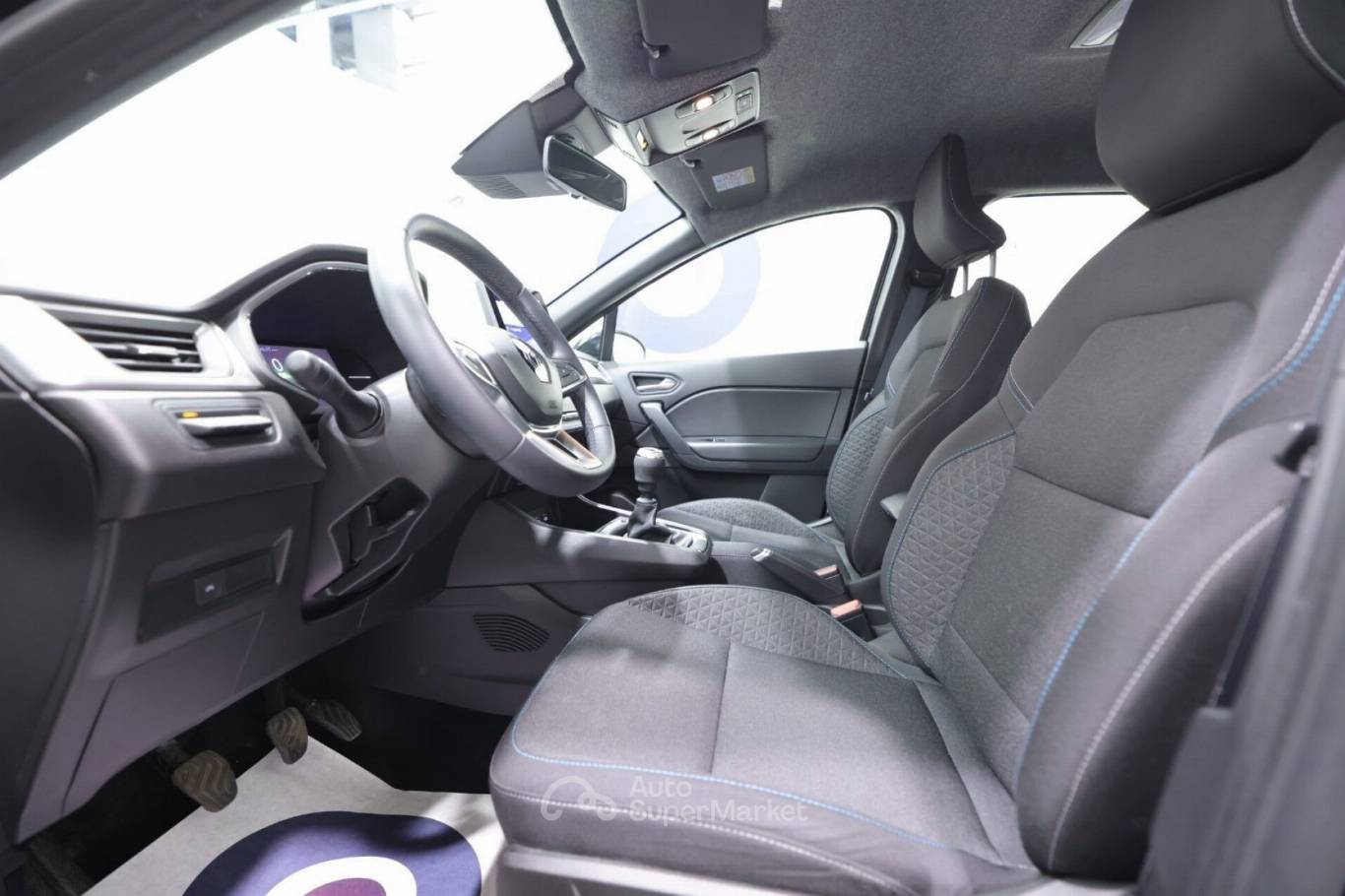 RENAULT Captur 19