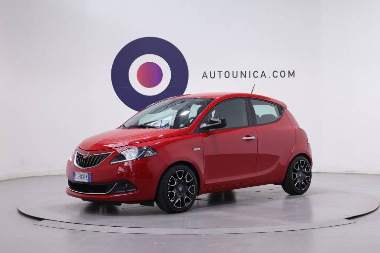 LANCIA Ypsilon 1