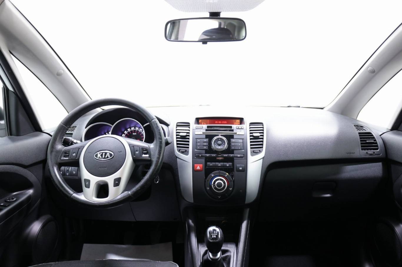 KIA Venga 9