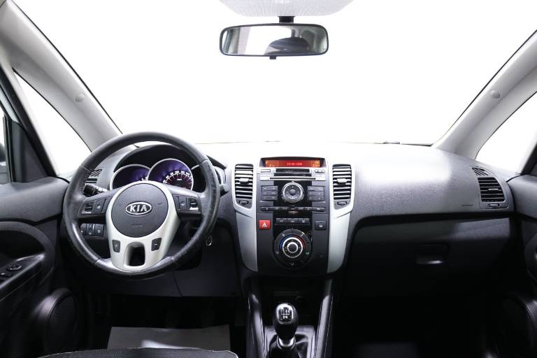 KIA Venga 9