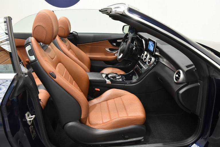MERCEDES-BENZ C 220 21