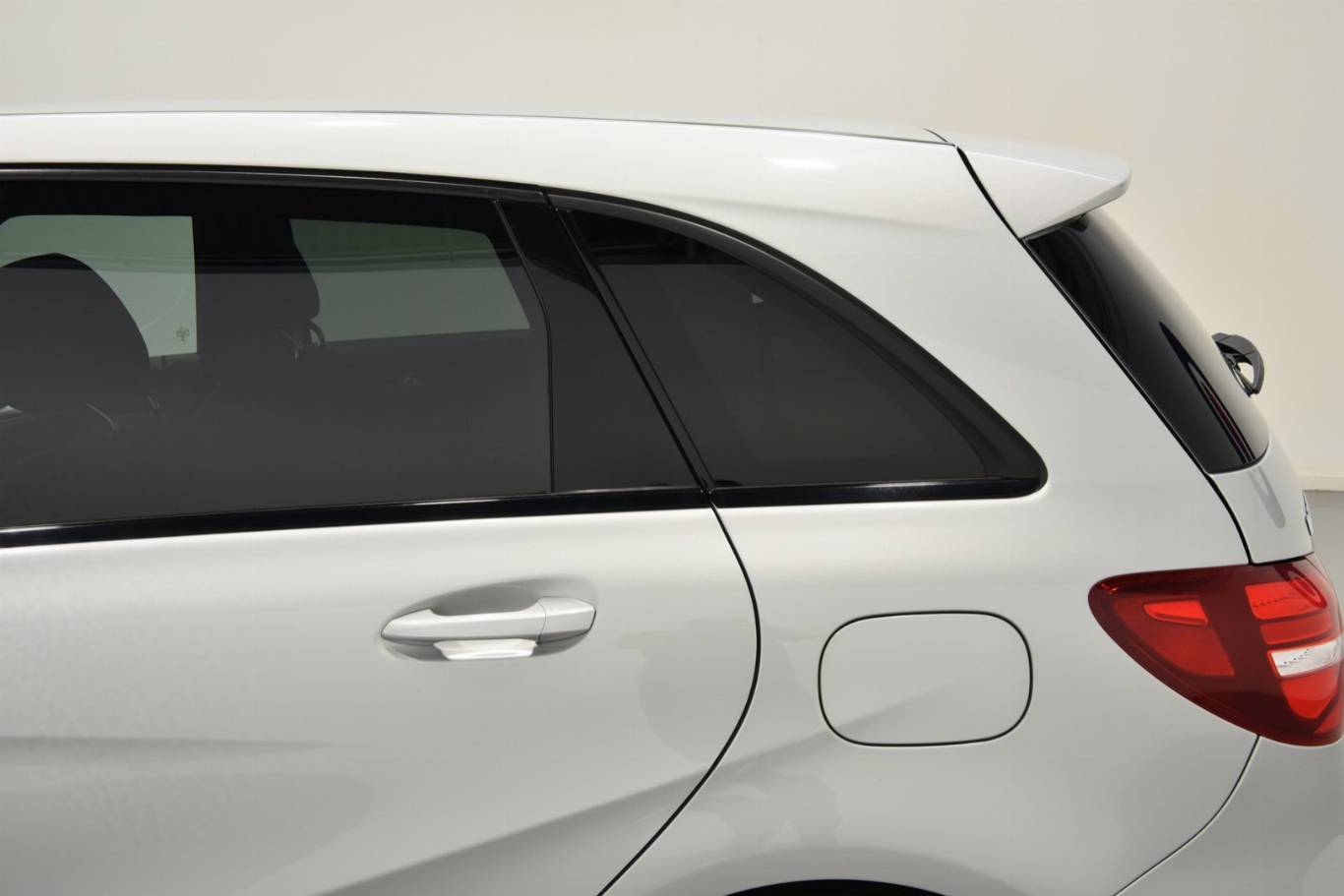 MERCEDES-BENZ B 200 59