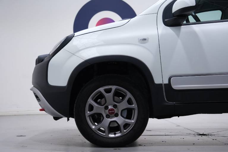 FIAT Panda Cross 19