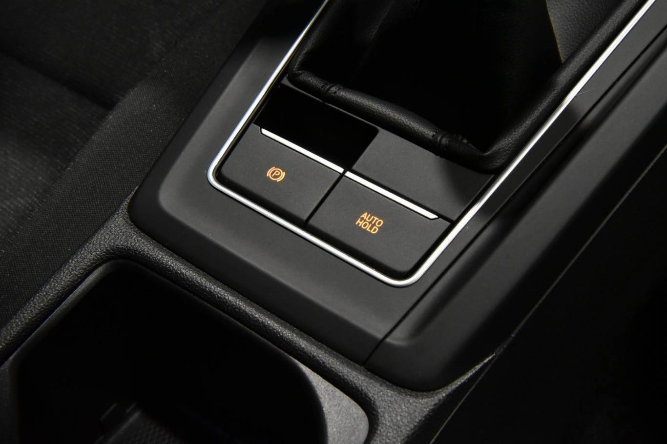 VOLKSWAGEN Golf Variant 23