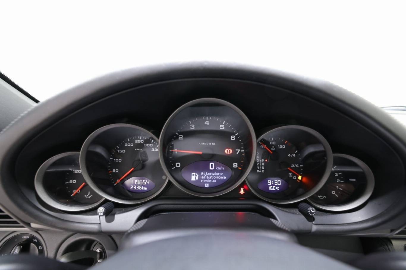 PORSCHE 911 8