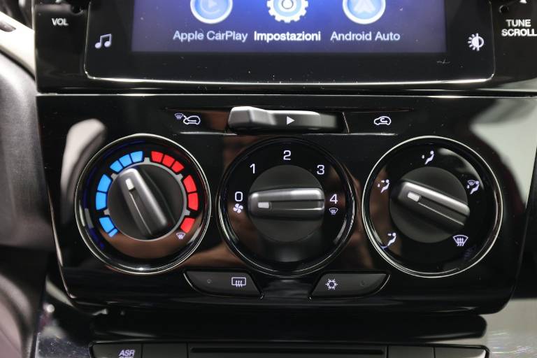 LANCIA Ypsilon 25