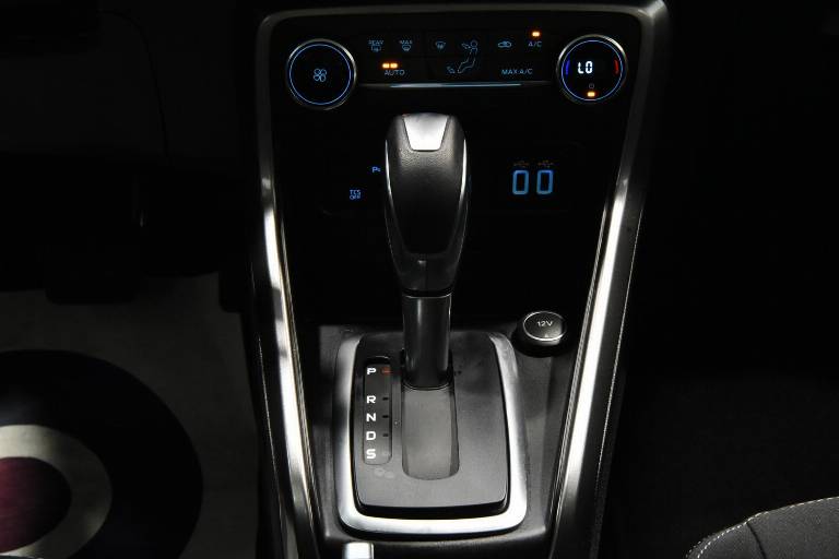 FORD EcoSport 10