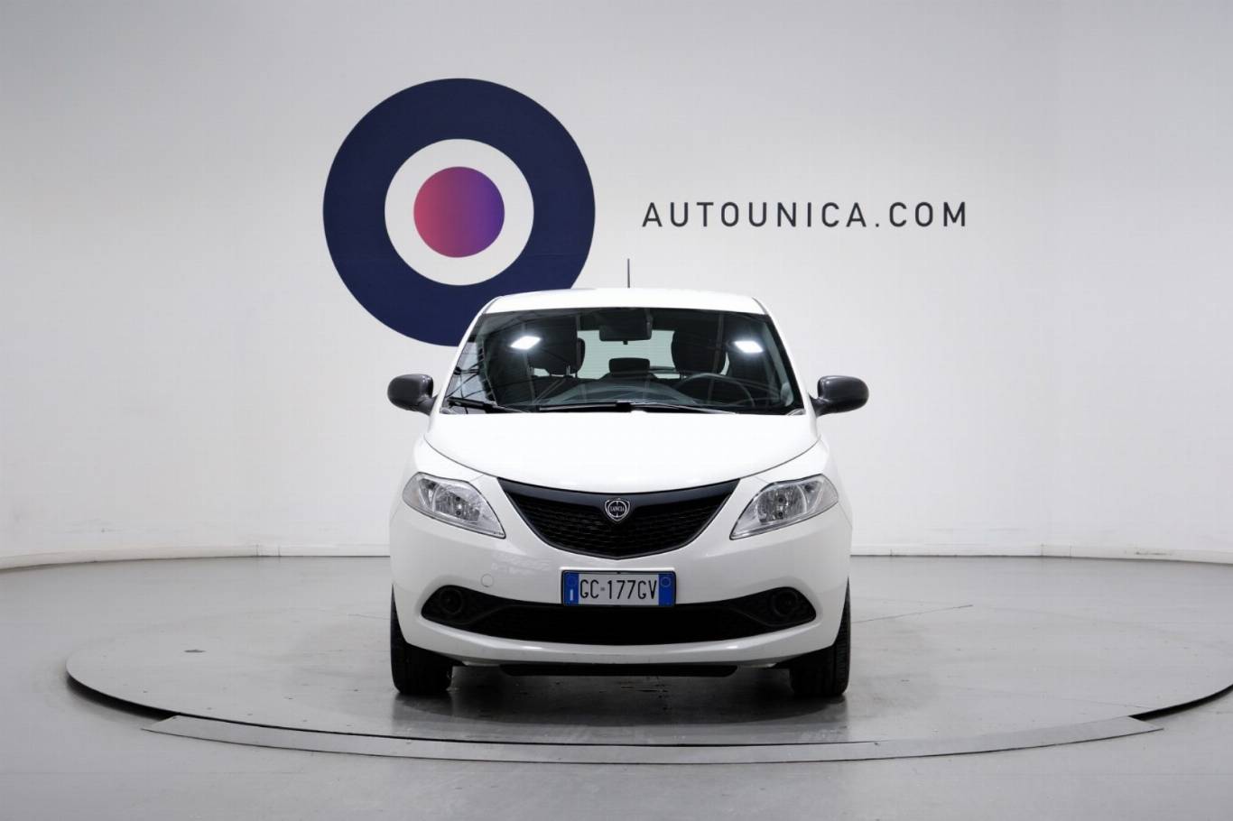 LANCIA Ypsilon 2