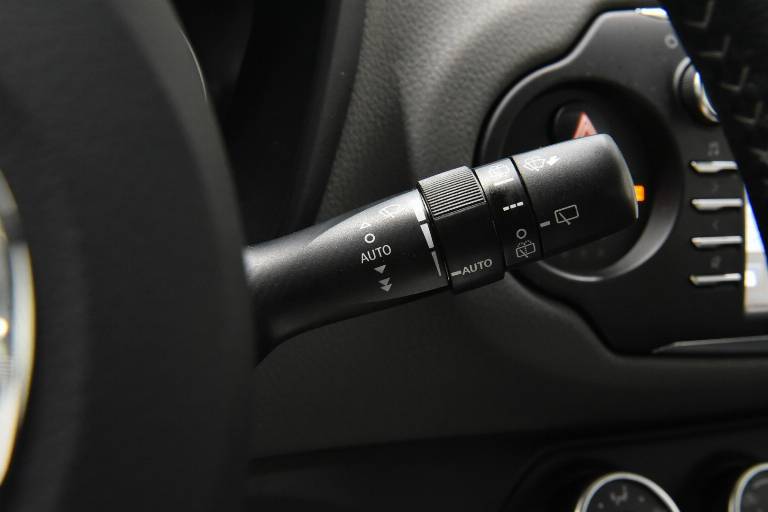 TOYOTA Yaris 22