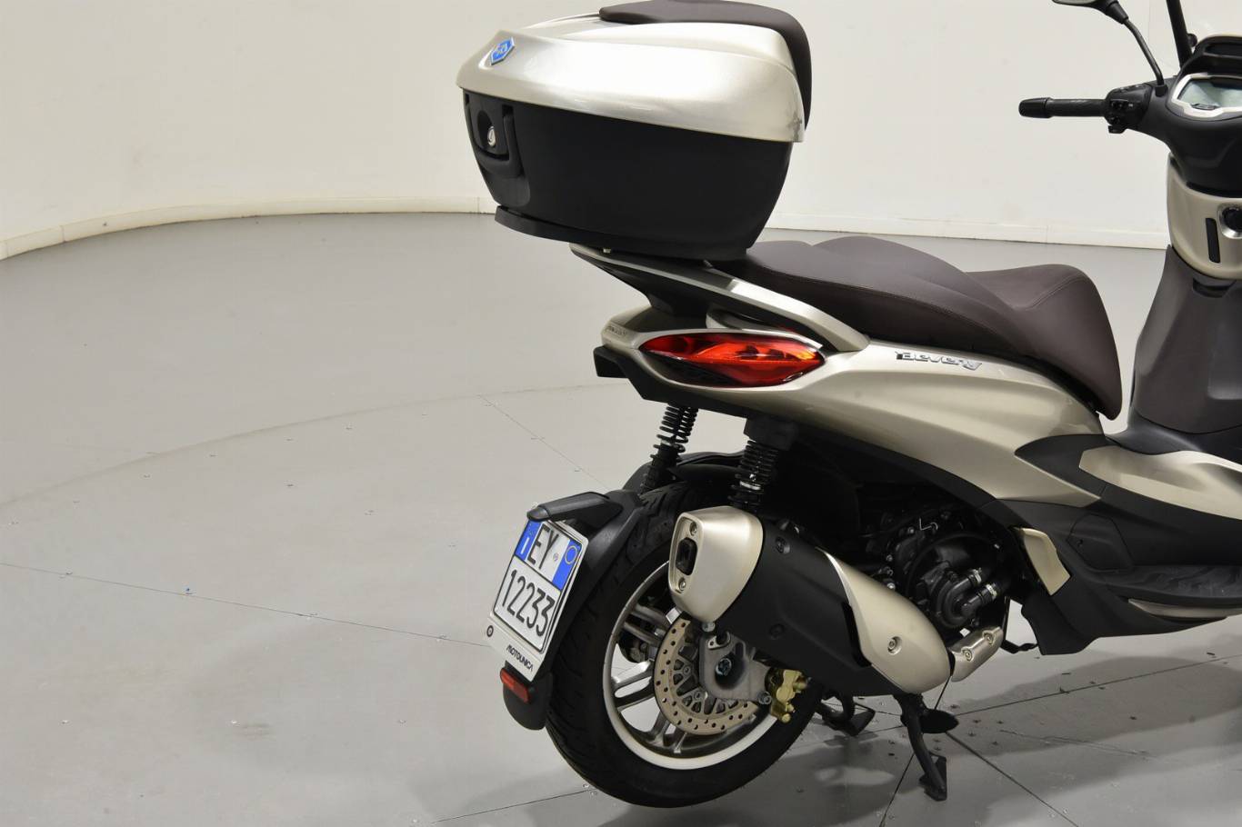 PIAGGIO Beverly 300 i.e. 13