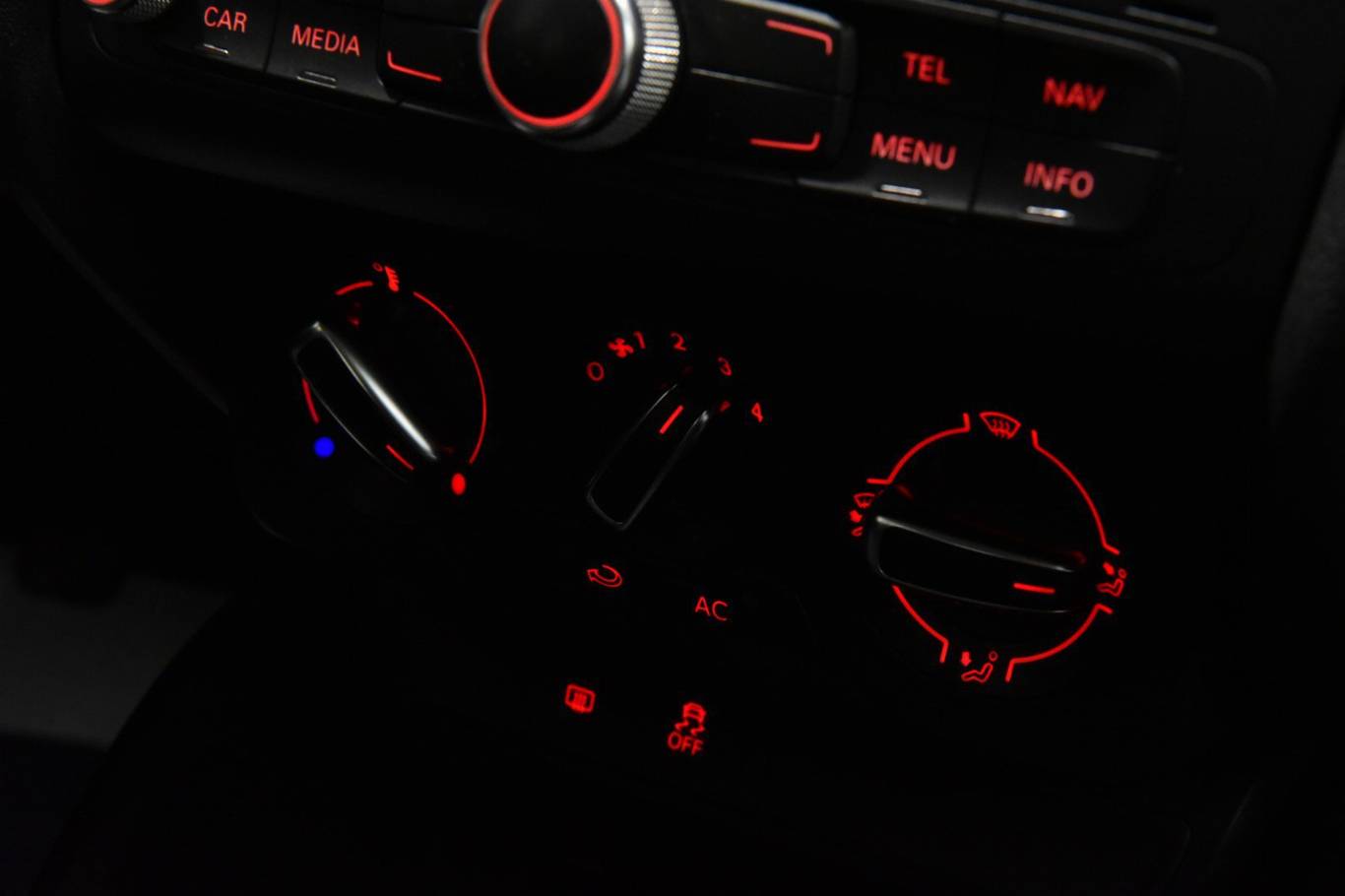 AUDI A1 24