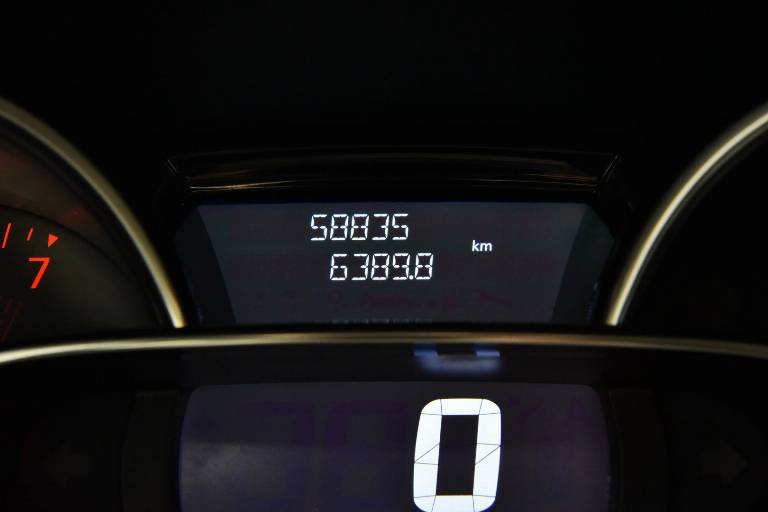 RENAULT Clio 25