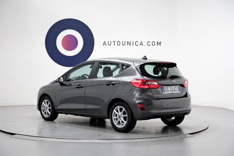 FORD Fiesta 17