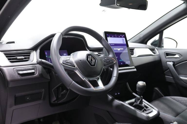 RENAULT Captur 5