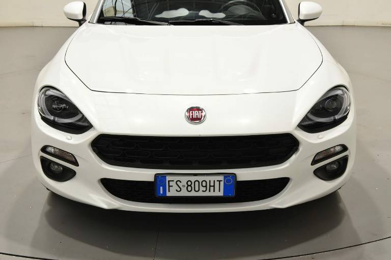 FIAT 124 Spider 39
