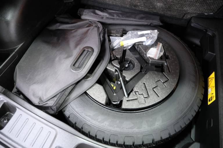 JEEP Compass 64