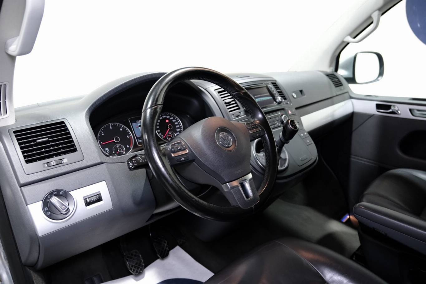 VOLKSWAGEN T5 Multivan 5