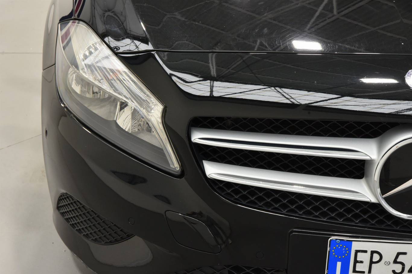 MERCEDES-BENZ A 180 17