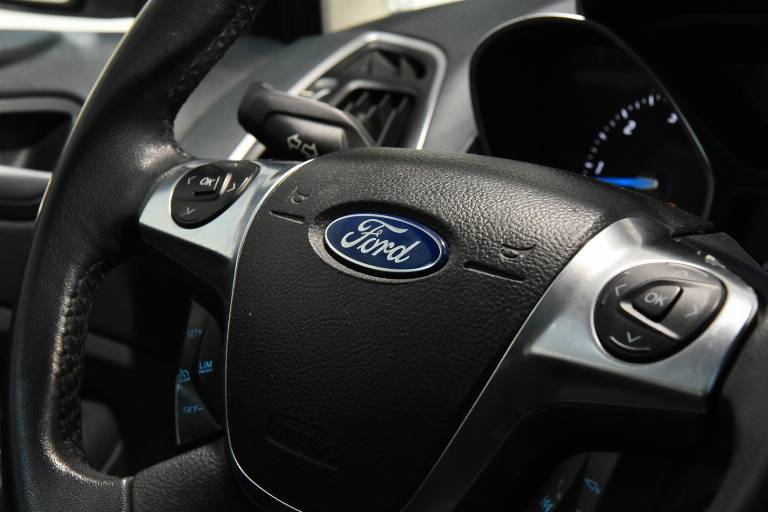 FORD C-Max 11