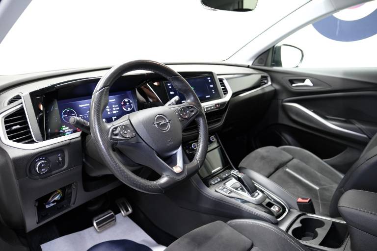 OPEL Grandland 5