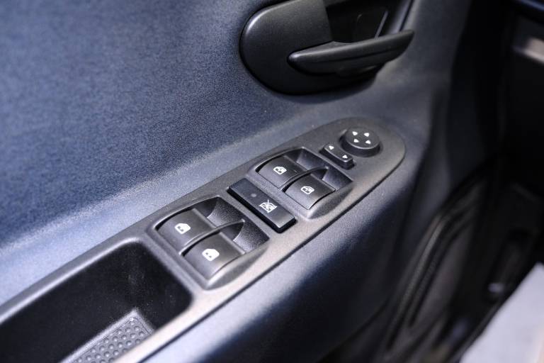 LANCIA Ypsilon 30