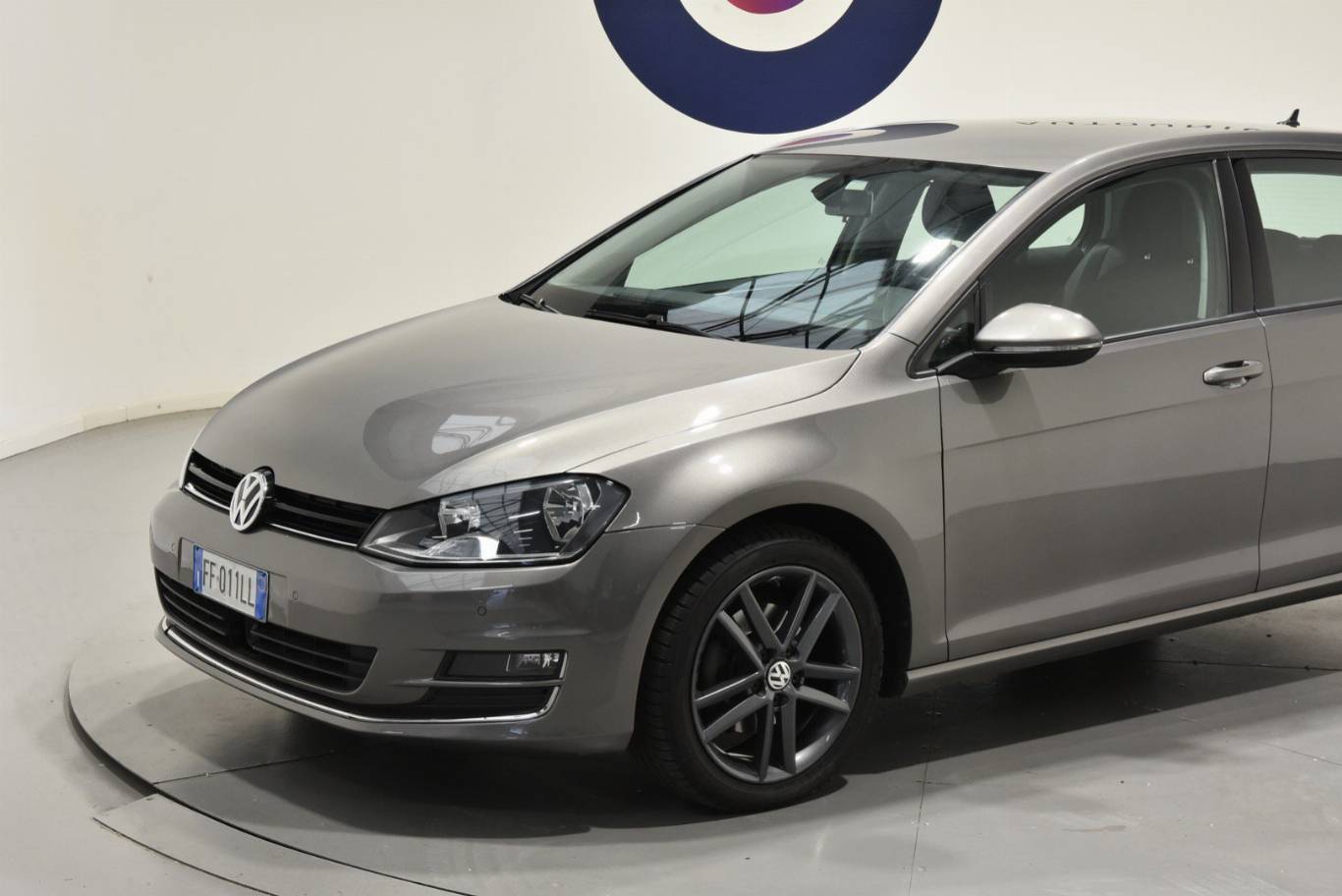 VOLKSWAGEN Golf 46