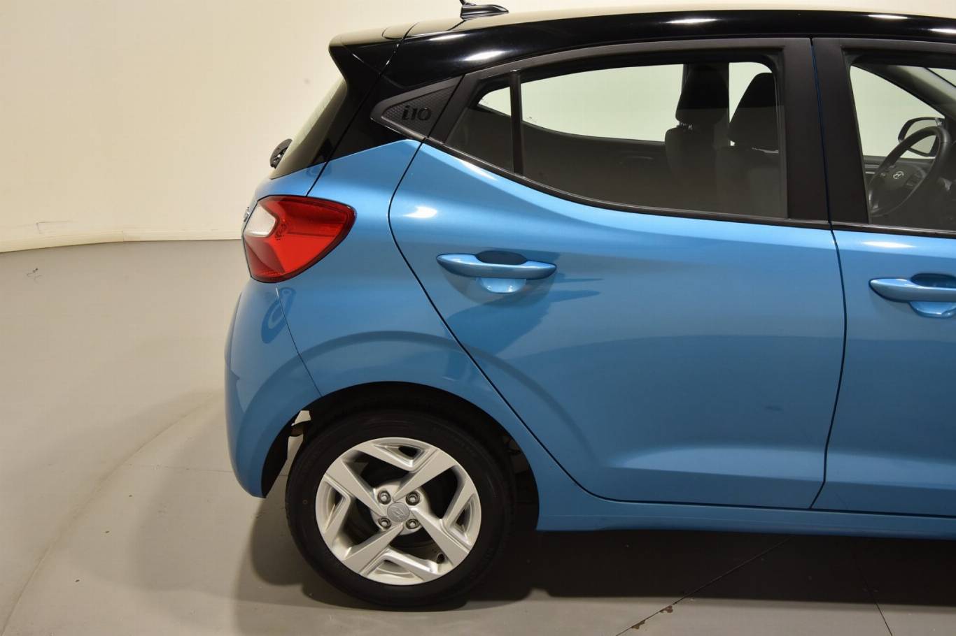 HYUNDAI I10 43