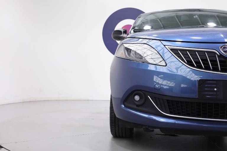 LANCIA Ypsilon 37