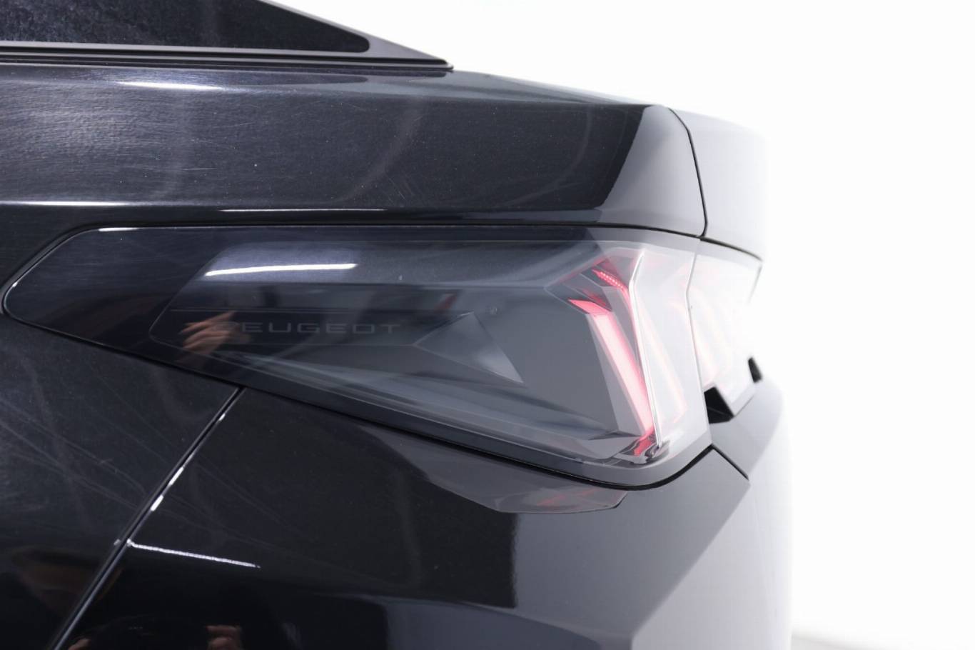 PEUGEOT 3008 46