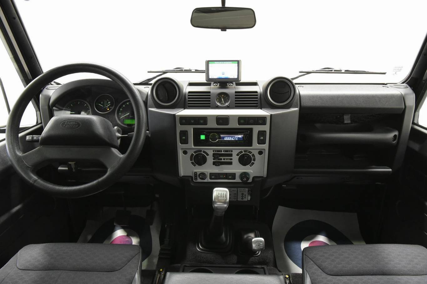 LAND ROVER Defender 20