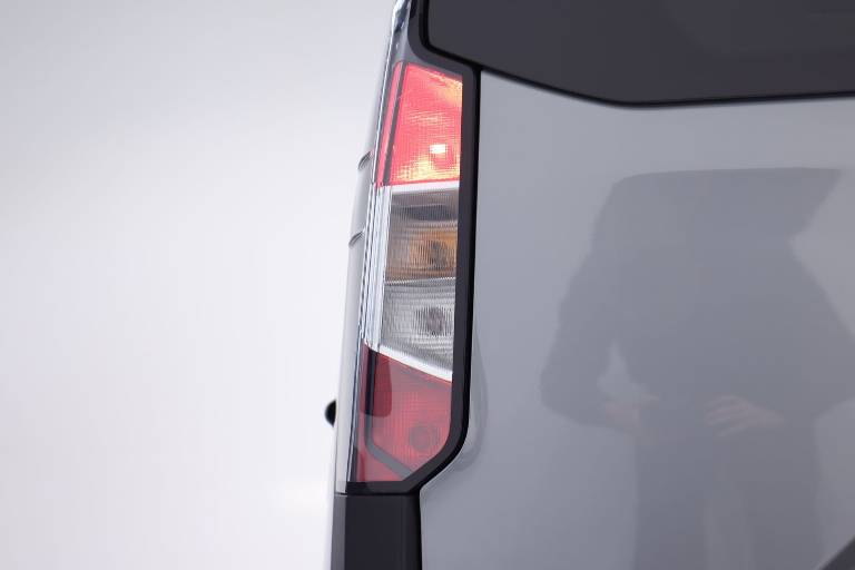 FORD Tourneo Courier 38