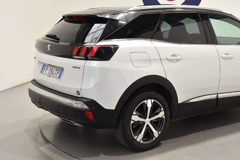 PEUGEOT 3008 15