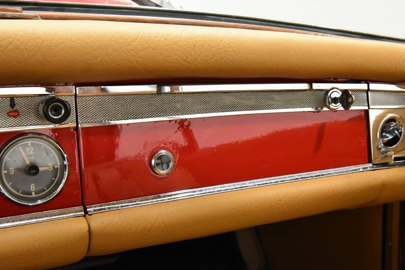 MERCEDES-BENZ SL 230 29