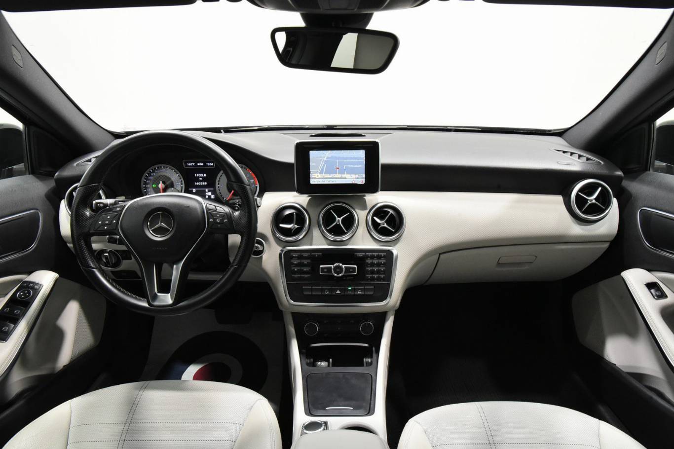 MERCEDES-BENZ A 180 22