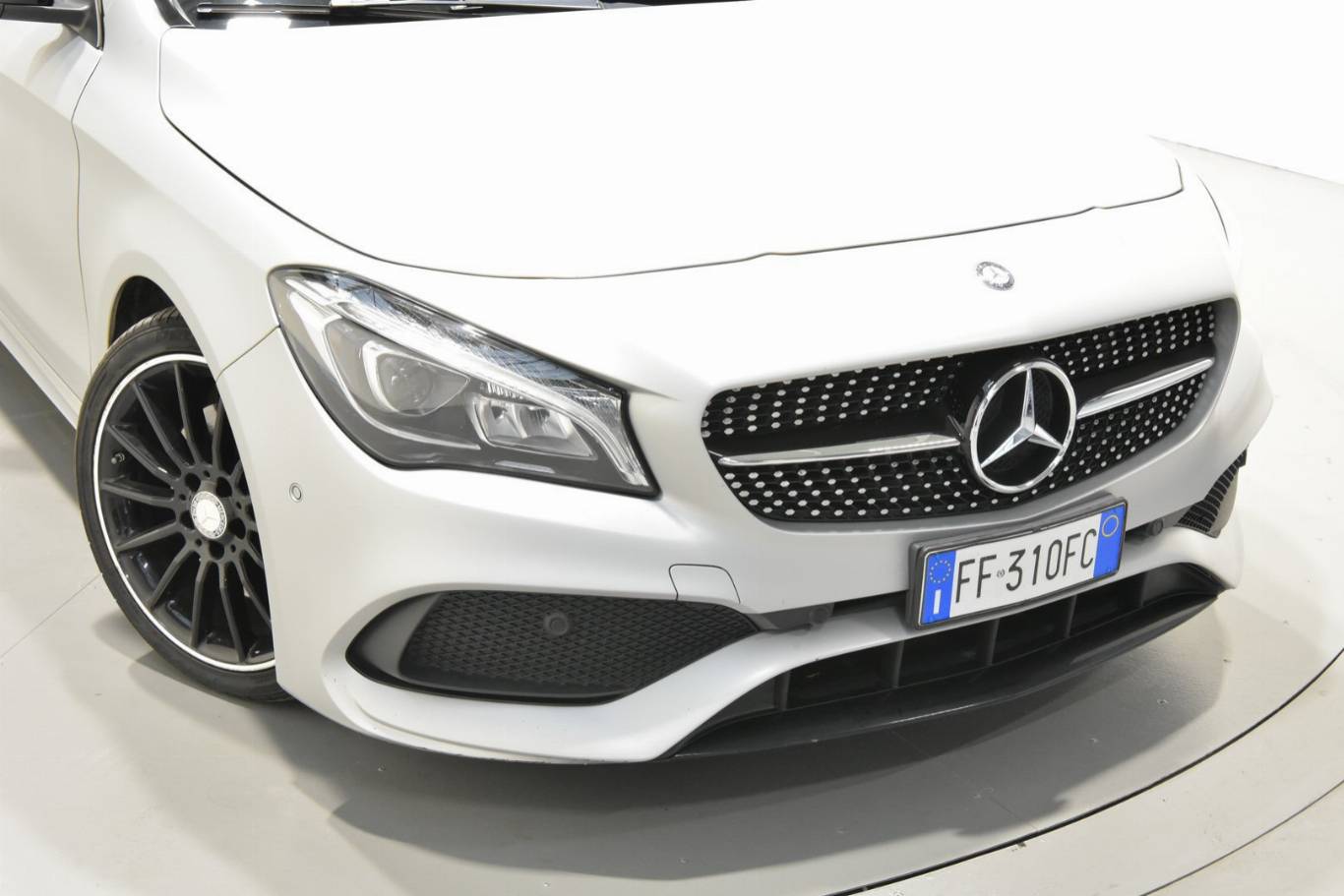 MERCEDES-BENZ CLA 220 73