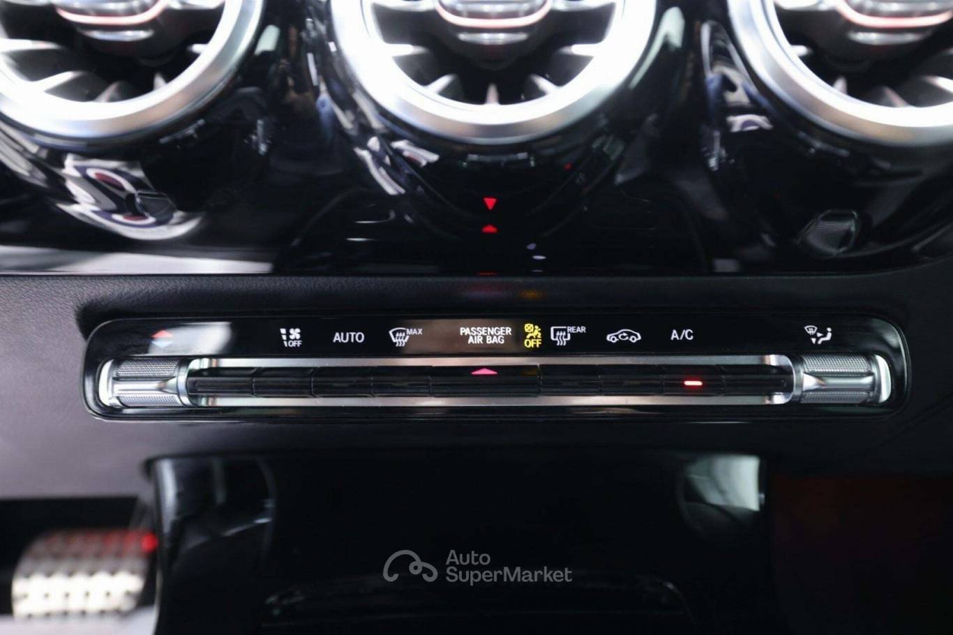 MERCEDES-BENZ Classe A 29