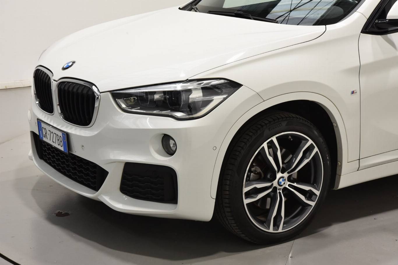 BMW X1 38