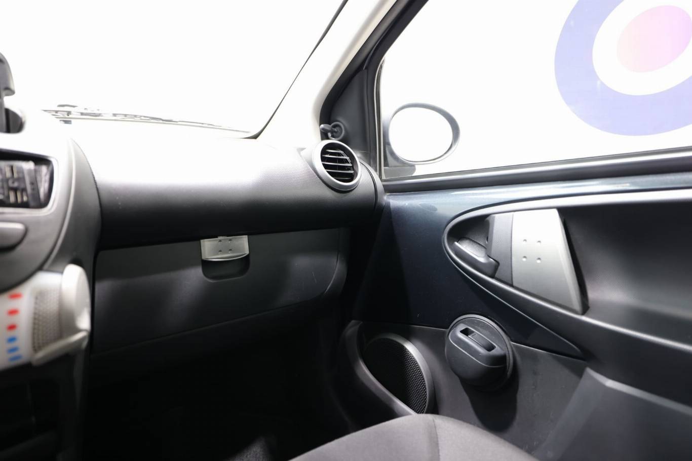 TOYOTA Aygo 27