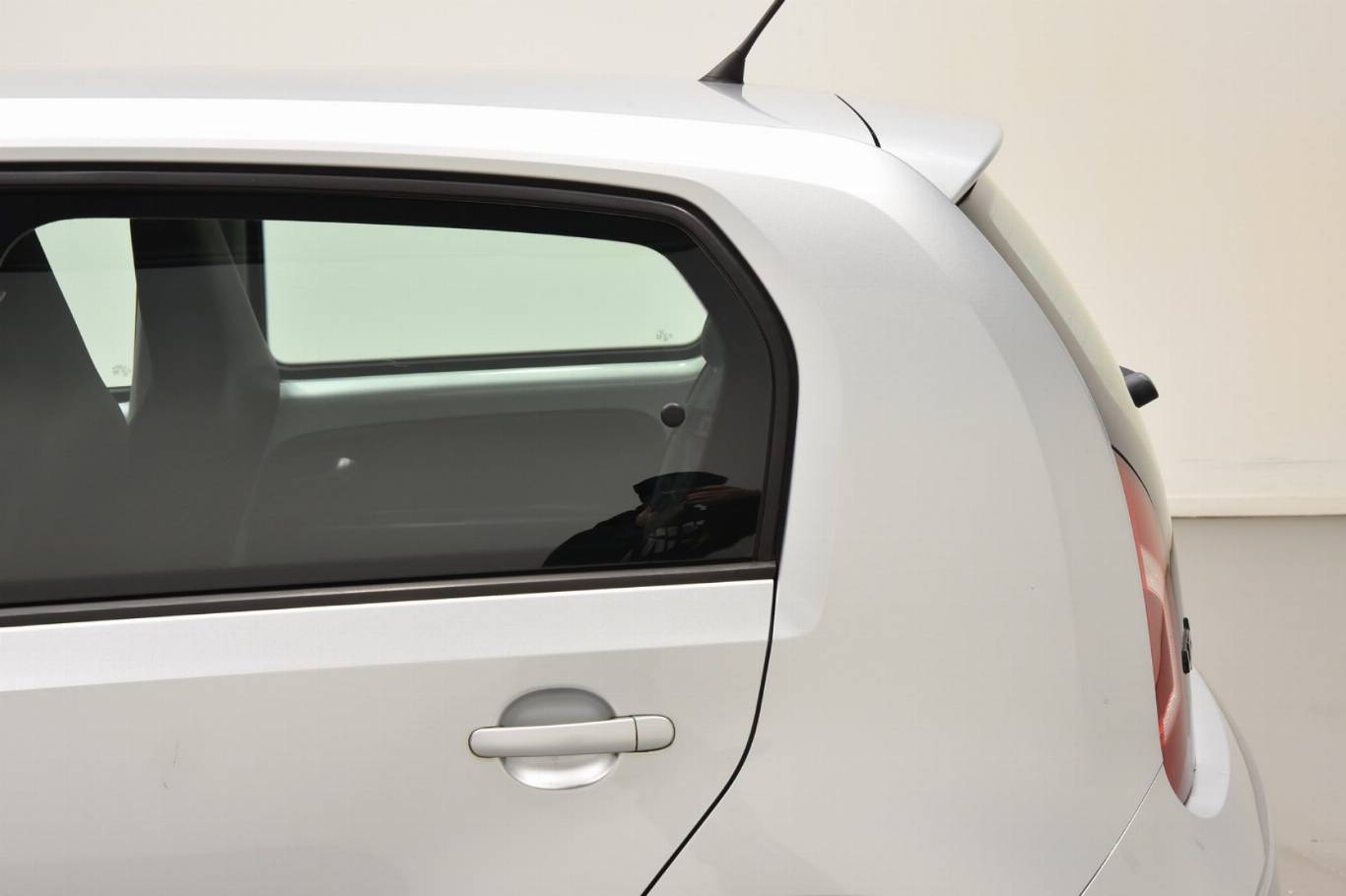 VOLKSWAGEN Up! 32