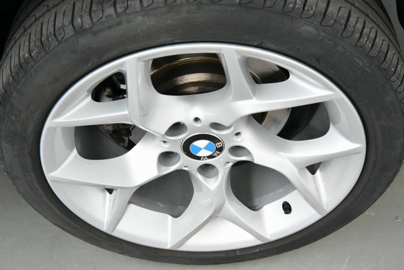BMW X1 13