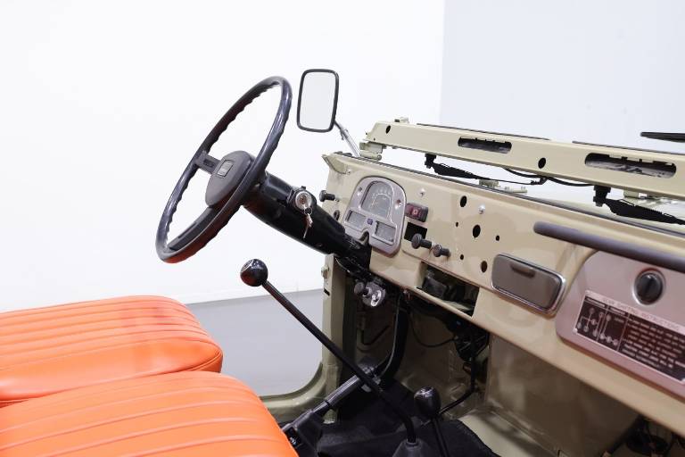 TOYOTA Land Cruiser 8