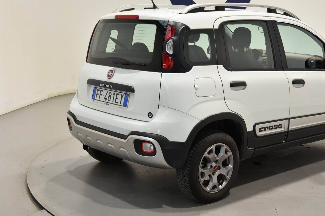 FIAT Panda Cross 16