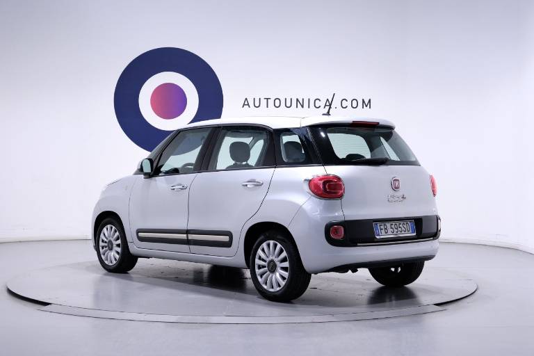 FIAT 500L 17