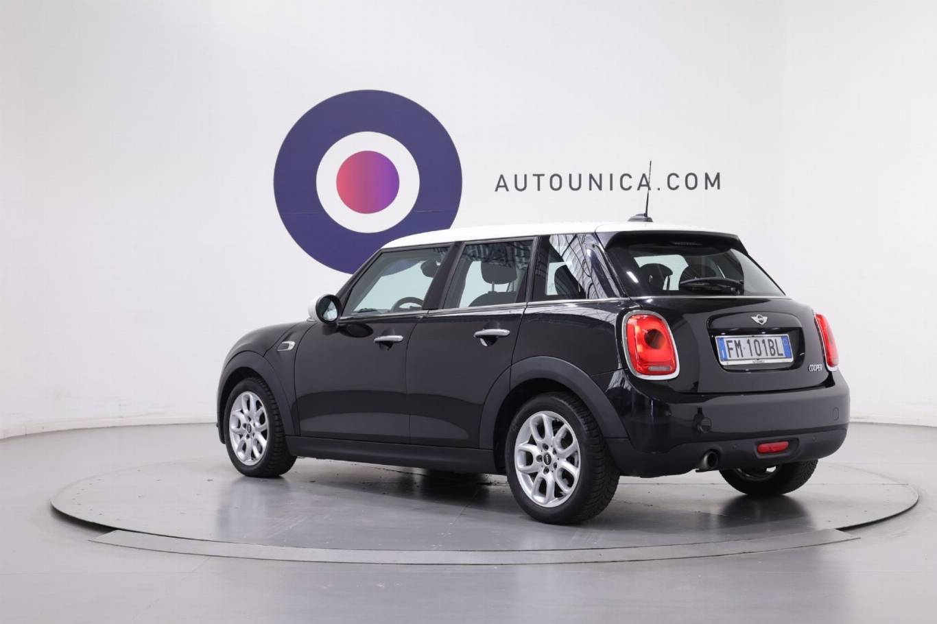 MINI Cooper 16